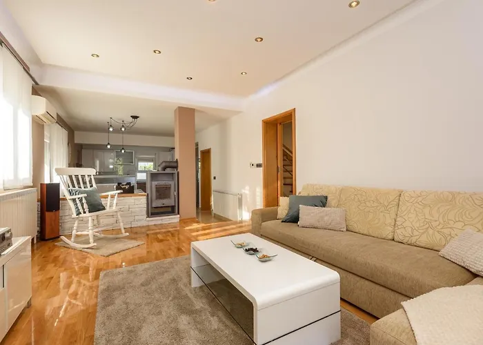 Jerkovic ヴィラ *